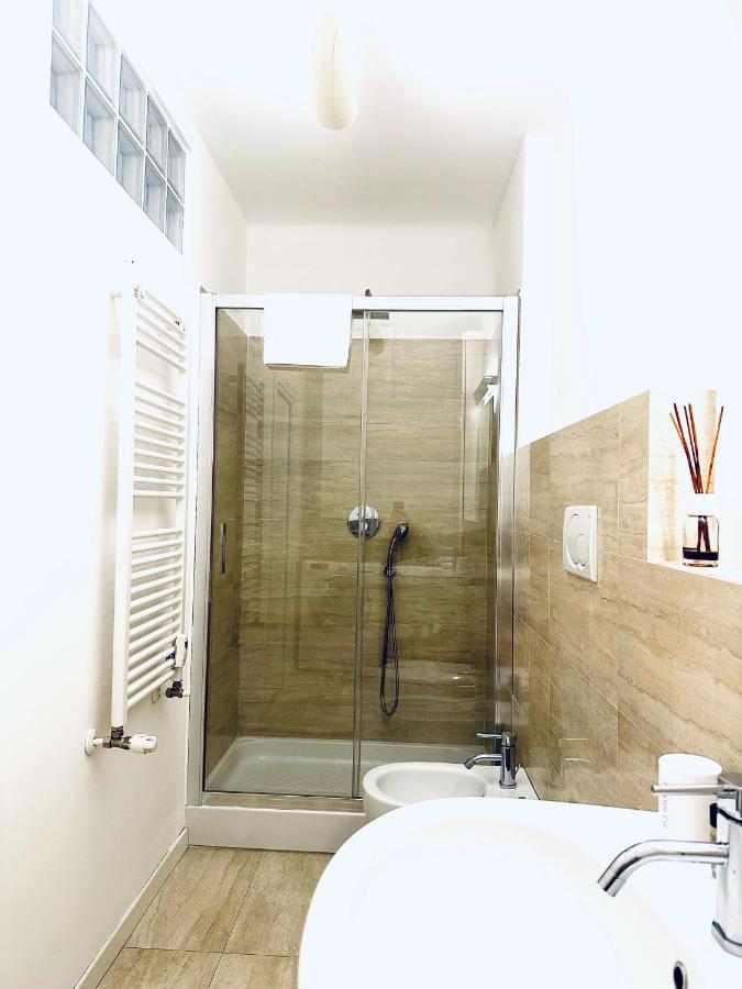Bixio Eleven Junior Suite A 7 Minuti Dal Duomo Milan Exterior photo